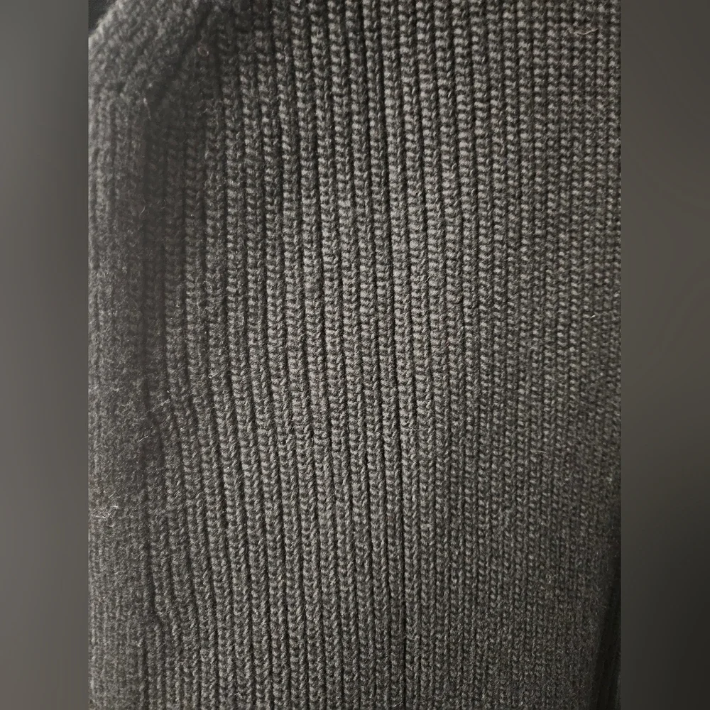 H&M Black Ribbed Knit Vest - Picture 5 of 6